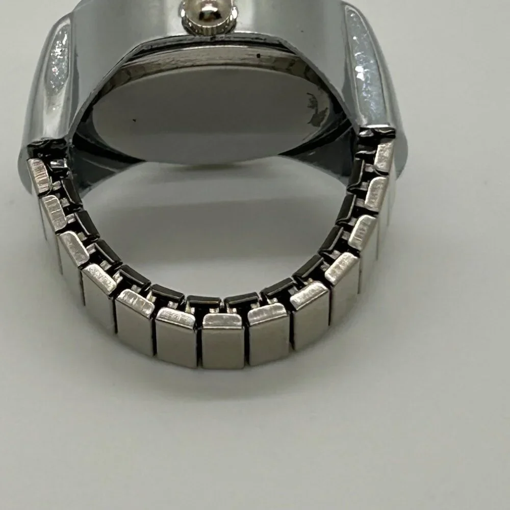 Silver-Tone Stretch Band Ring Quartz Watch With Red Face Adjustable Fit Works - Picture 2 of 10